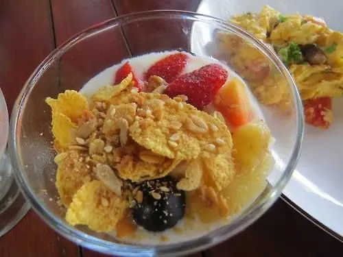 Coconuts Hummingbird Apartment Jimbaran